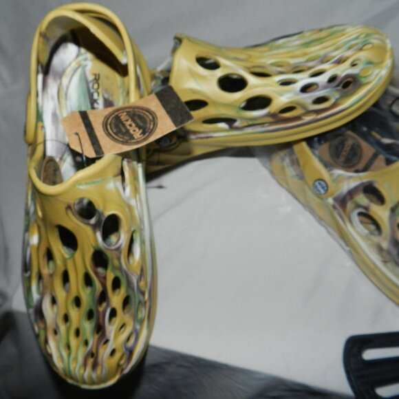 ROCKIN CLOGS UNISEX GLADES GREEN LIGHTWEIGHT WATERPROOF DURABLE SHOES NWT! - Picture 4 of 14